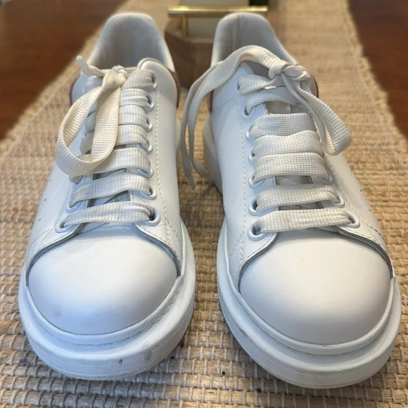 Alexander McQueen Oversized Women's White and Pink Sneakers - Picture 3 of 16